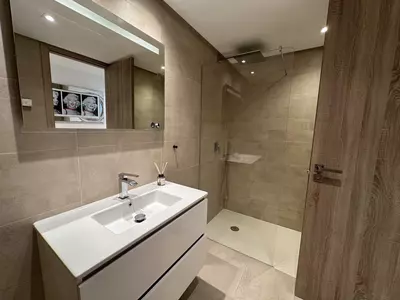 Middle Floor Apartment in Benahavís