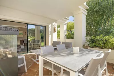 Ground Floor Apartment in Benahavís