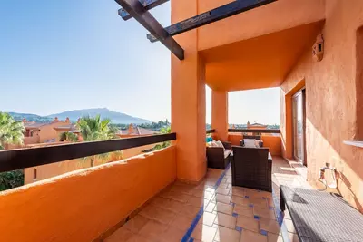 Middle Floor Apartment in Benahavís