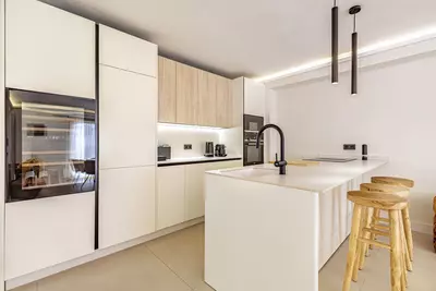 Middle Floor Apartment in Marbella