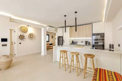 Middle Floor Apartment in Marbella