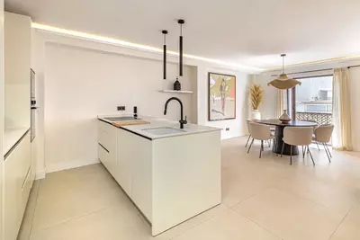 Middle Floor Apartment in Marbella