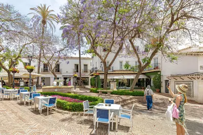 Middle Floor Apartment in Marbella