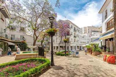 Middle Floor Apartment in Marbella