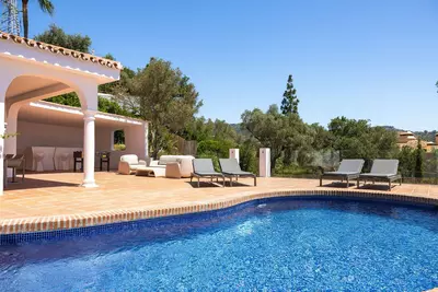 Detached Villa in Elviria