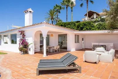 Detached Villa in Elviria