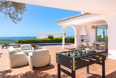Detached Villa in Elviria