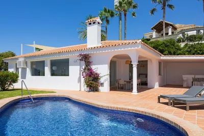 Detached Villa in Elviria