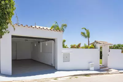 Detached Villa in Elviria
