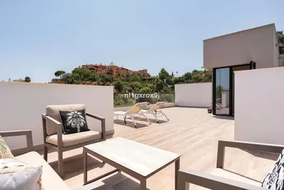 Penthouse in Nueva Andalucía