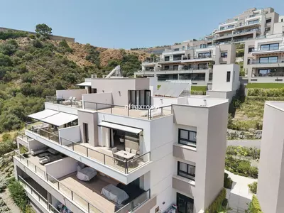 Penthouse in Nueva Andalucía
