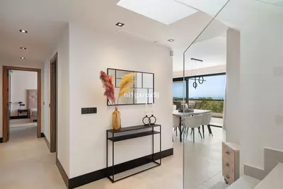 Penthouse in Nueva Andalucía