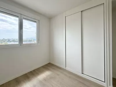 Middle Floor Apartment in Nueva Andalucía