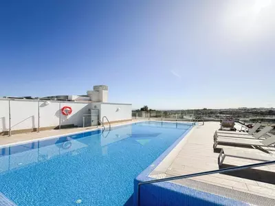 Middle Floor Apartment in Nueva Andalucía