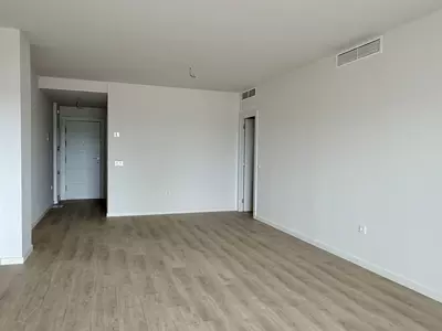 Middle Floor Apartment in Nueva Andalucía