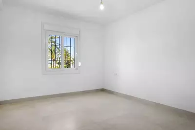Ground Floor Apartment in Nueva Andalucía