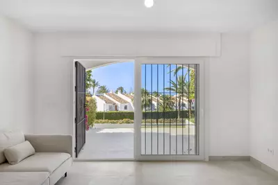 Ground Floor Apartment in Nueva Andalucía