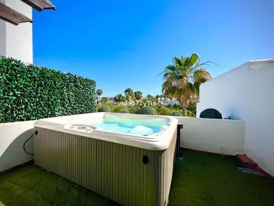 Townhouse in Estepona