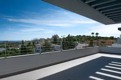 Top Floor Apartment in Estepona