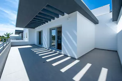 Top Floor Apartment in Estepona