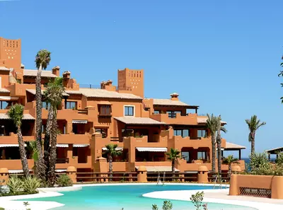 Middle Floor Apartment in Estepona