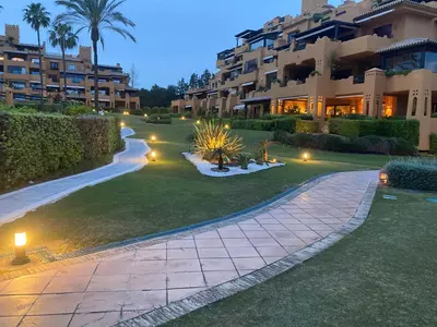 Middle Floor Apartment in Estepona