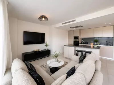 Middle Floor Apartment in Selwo