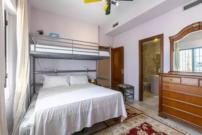 Middle Floor Apartment in Nueva Andalucía