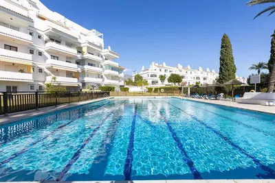 Middle Floor Apartment in Nueva Andalucía
