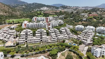 Middle Floor Apartment in Benahavís