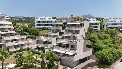 Middle Floor Apartment in Benahavís