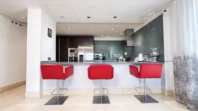 Middle Floor Apartment in Benahavís