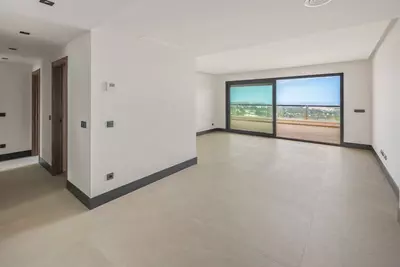 Middle Floor Apartment in Nueva Andalucía