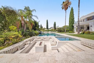 Detached Villa in Nueva Andalucía