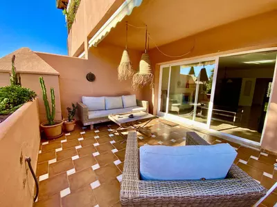 Middle Floor Apartment in Guadalmina Baja