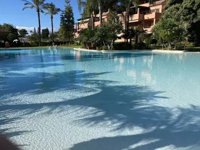 Middle Floor Apartment in Guadalmina Baja