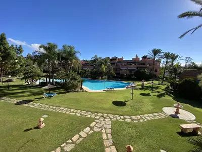 Middle Floor Apartment in Guadalmina Baja
