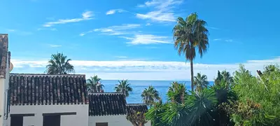 Middle Floor Apartment in Marbella