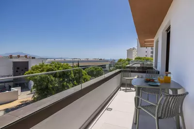Middle Floor Apartment in Estepona