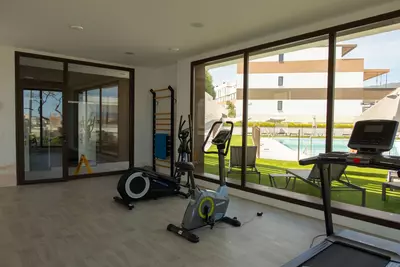 Middle Floor Apartment in Estepona