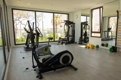 Middle Floor Apartment in Estepona