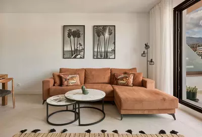 Middle Floor Apartment in Estepona