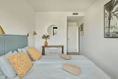 Middle Floor Apartment in Estepona