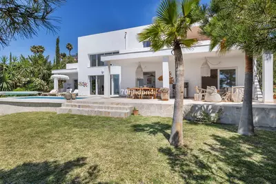 Detached Villa in Estepona