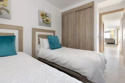 Middle Floor Apartment in Casares Playa