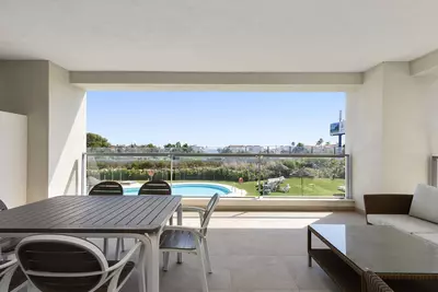 Middle Floor Apartment in Casares Playa