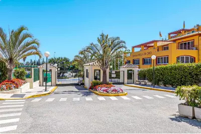 Middle Floor Apartment in Marbella
