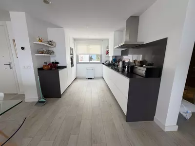 Middle Floor Apartment in Casares
