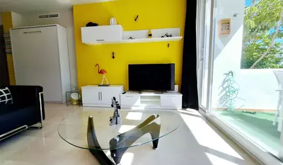 Middle Floor Apartment in Estepona