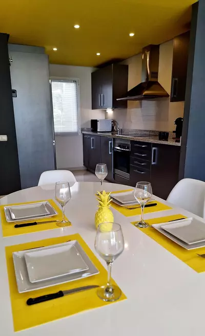Middle Floor Apartment in Estepona